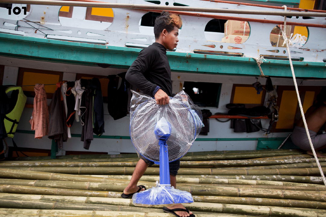 แรงงานบนเรือ