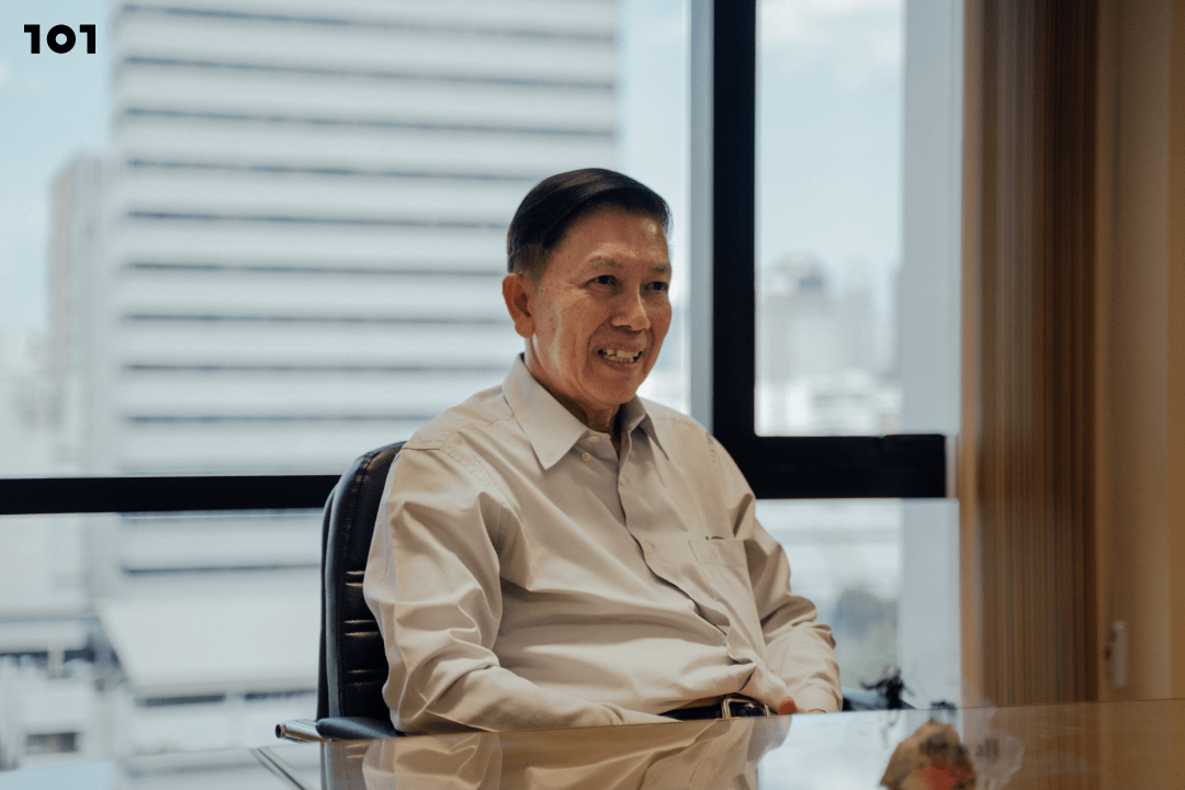 สุรชาติ บำรุงสุข 