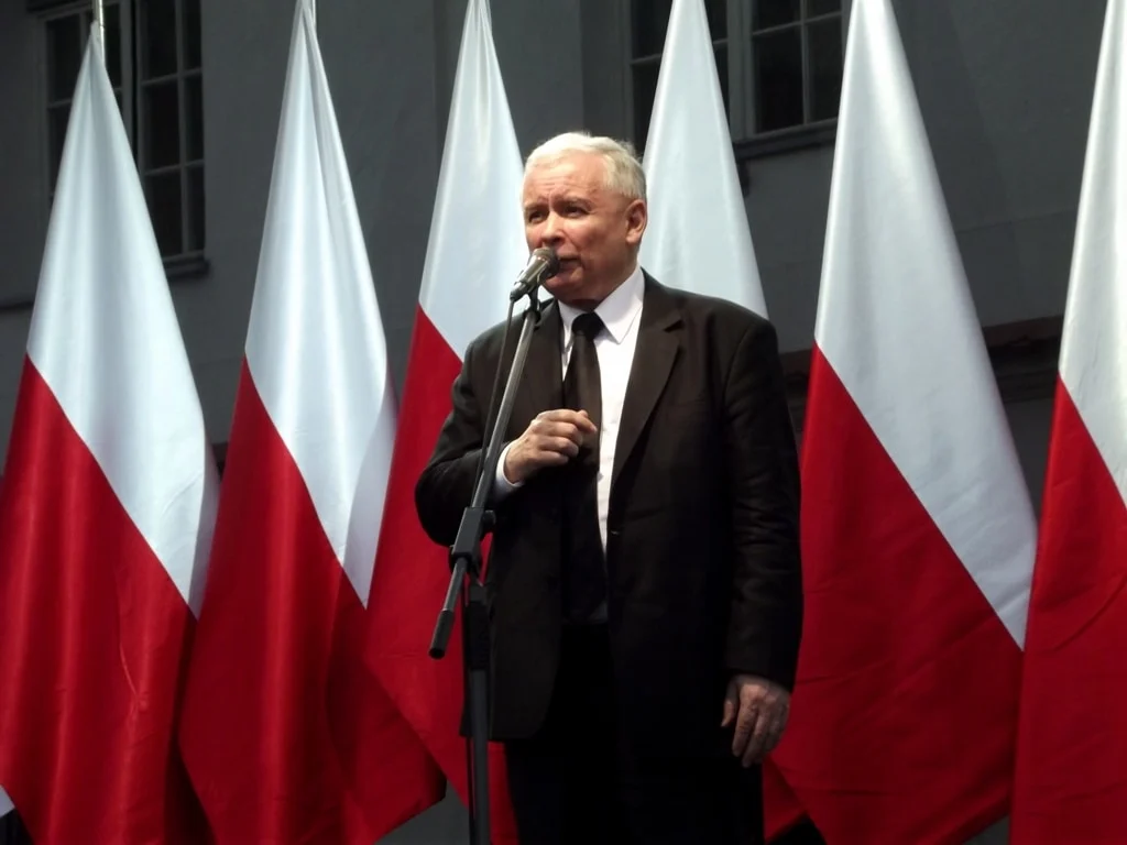 Jarosław Kaczyński หัวหน้าพรรค Law and Justice ผู้กุมทิศทางการเมืองโปแลนด์ ภาพถ่ายโดย Piotr Drabik/Flickr