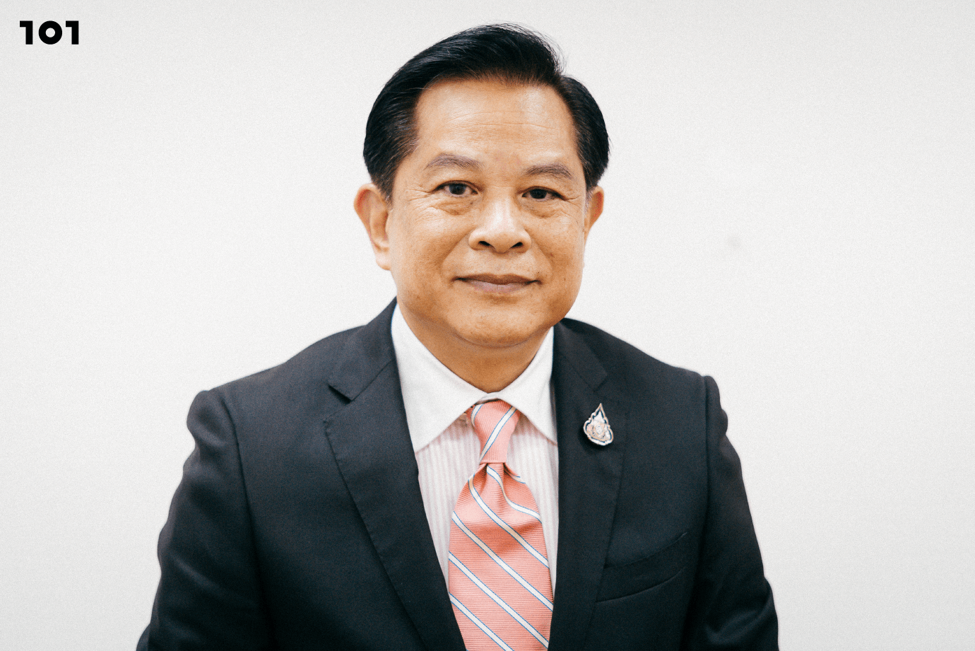  พีระพันธุ์ สาลีรัฐวิภาค ประธาน กมธ. ศึกษาแก้ไขรัฐธรรมนูญ