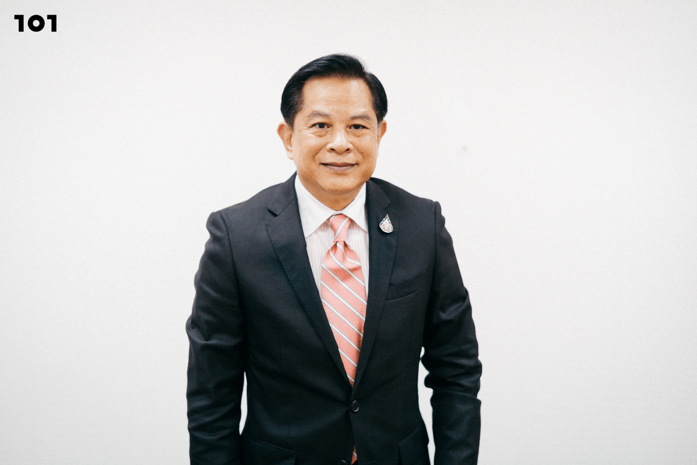  พีระพันธุ์ สาลีรัฐวิภาค ประธาน กมธ. ศึกษาแก้ไขรัฐธรรมนูญ