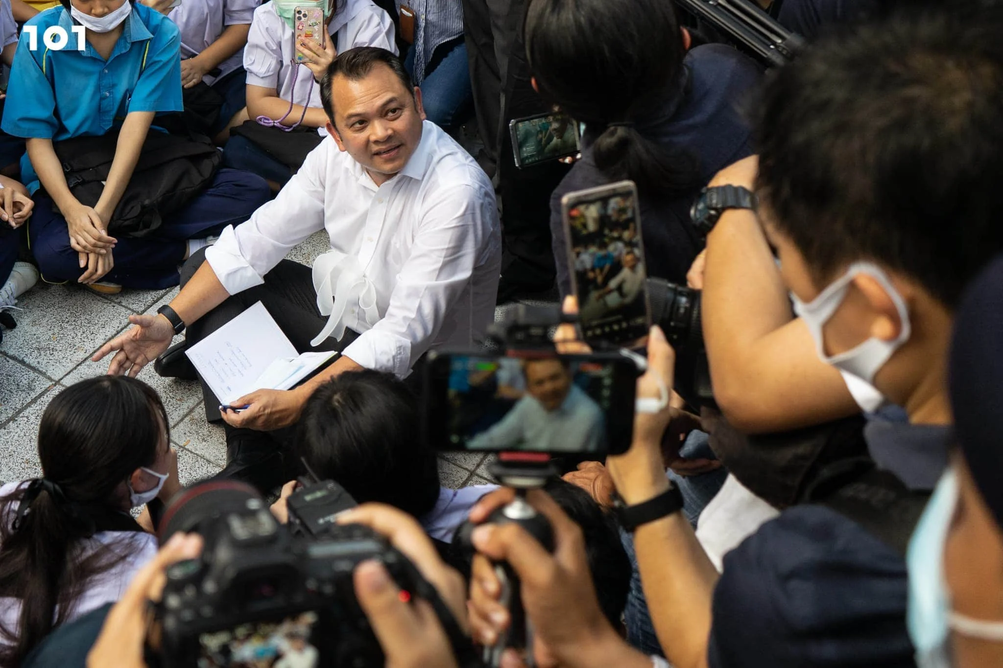 ณัฏฐพล ทีปสุวรรณ กับม็อบนักเรียน