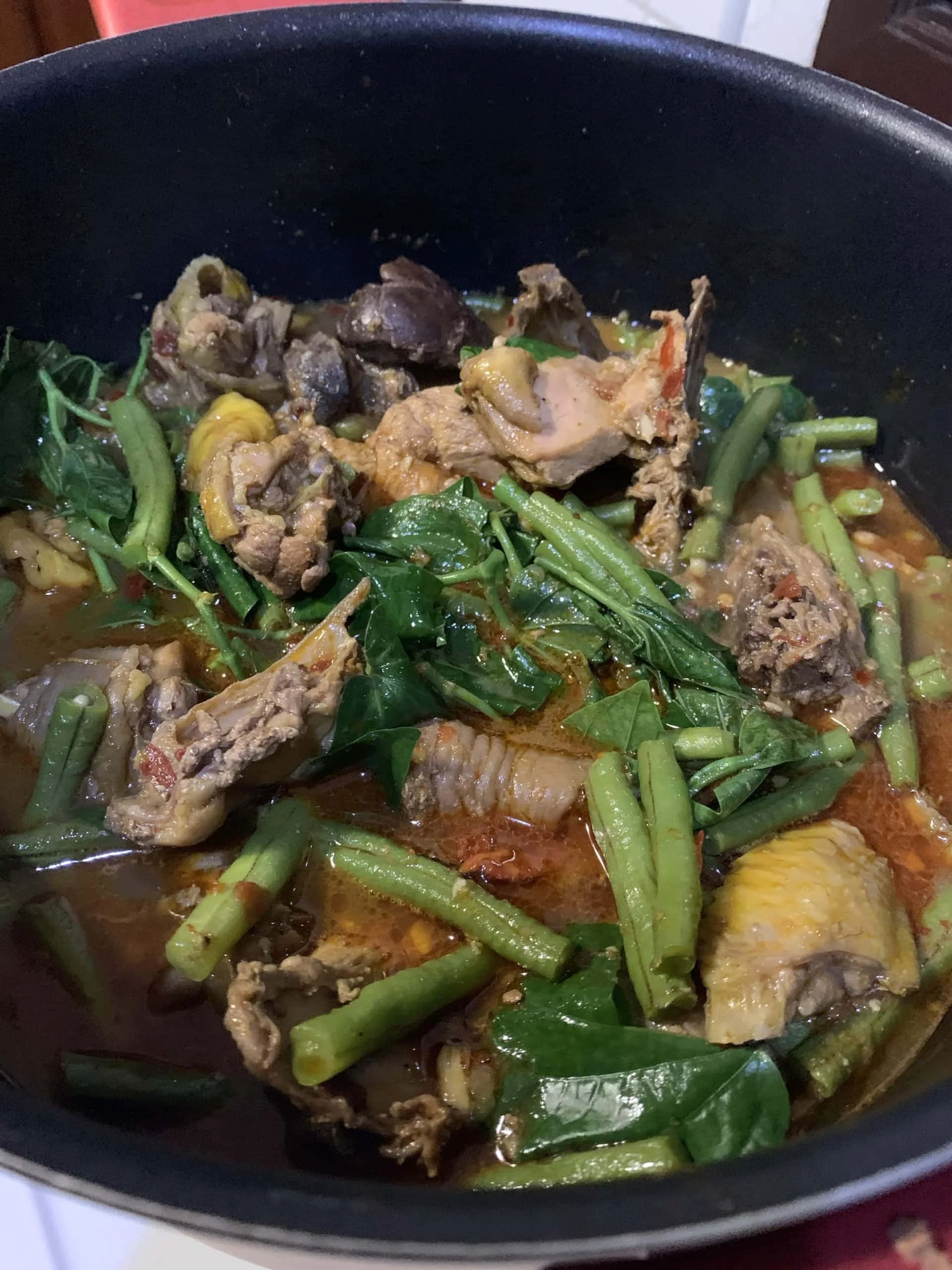แกงไก่ใส่ใบชะพลู