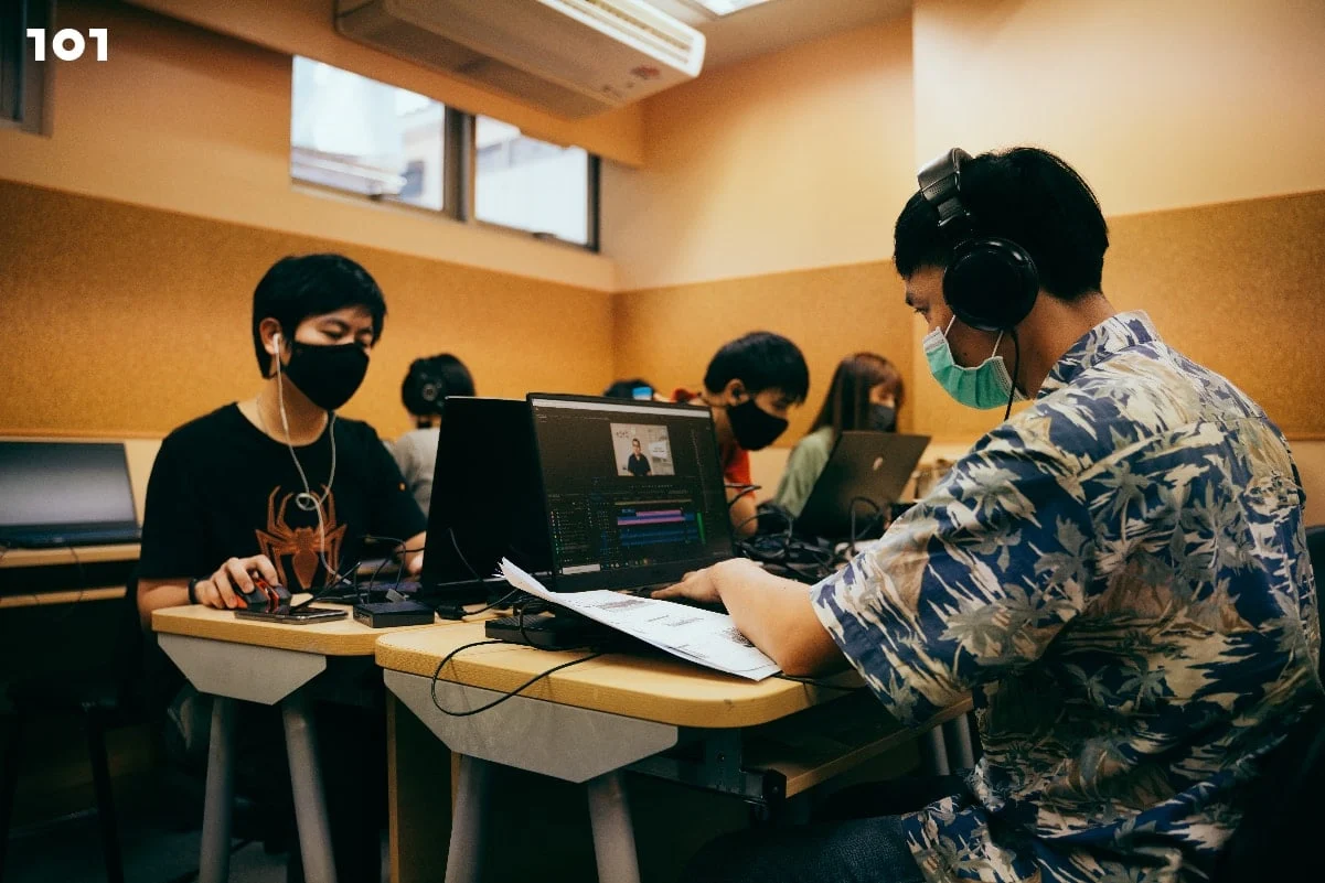 เบื้องหลังการทำงาน StartDee